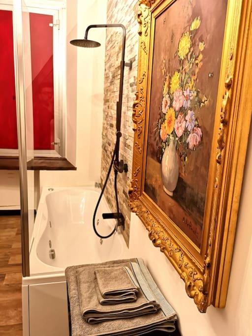 Apartment Lovely In The Heart Of *